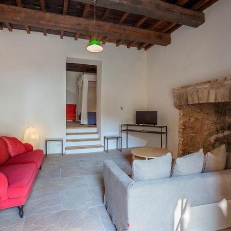 Il Castello Di Campello Aparthotel Кампело сул Клитуно Екстериор снимка
