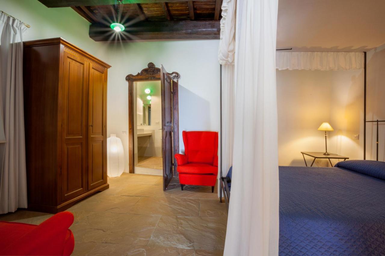 Il Castello Di Campello Aparthotel Кампело сул Клитуно Екстериор снимка