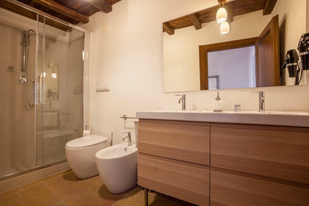 Il Castello Di Campello Aparthotel Кампело сул Клитуно Екстериор снимка